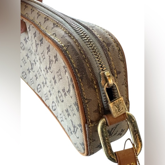 Louis Vuitton Mini Lin Juliette Pouchette PM - Picture 9 of 12